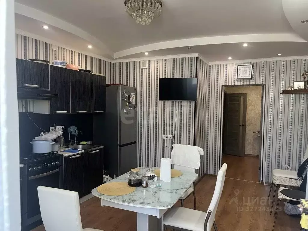 2-к кв. Ямало-Ненецкий АО, Тарко-Сале Пуровский район, ул. Победы, 4А ... - Фото 2