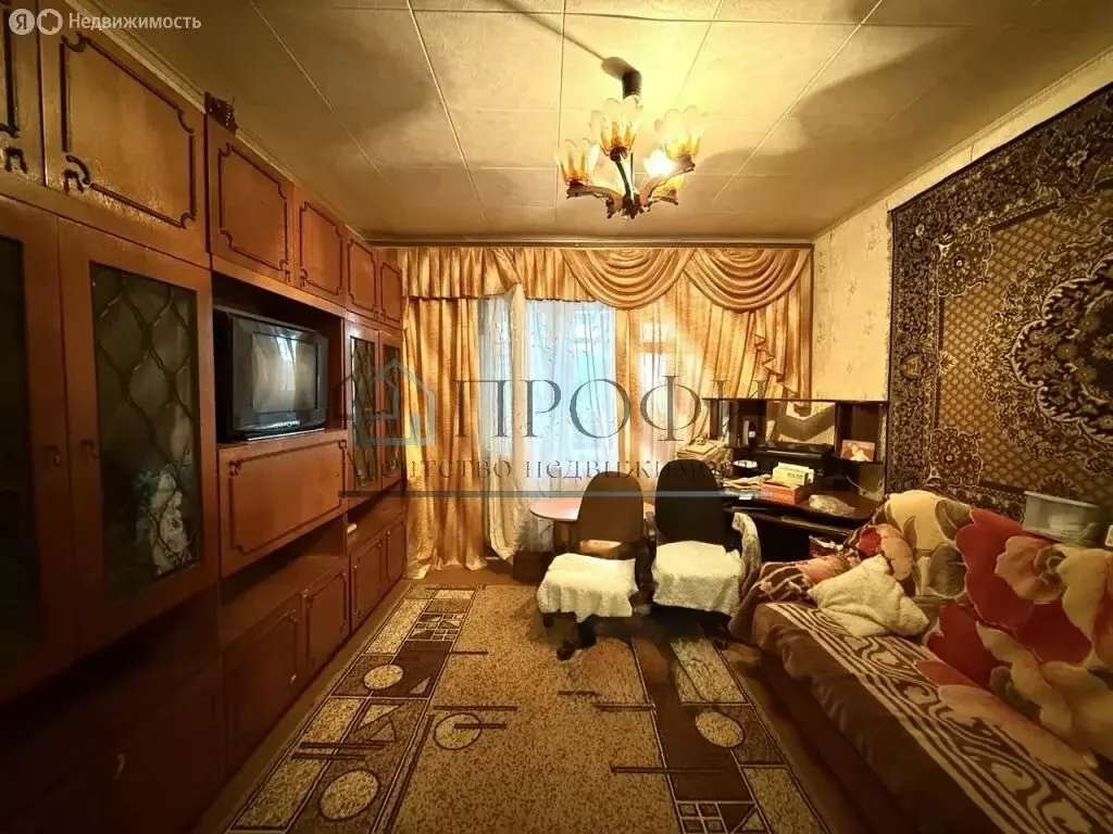 3-комнатная квартира: Новый Оскол, Кооперативный переулок, 32 (49 м) - Фото 1