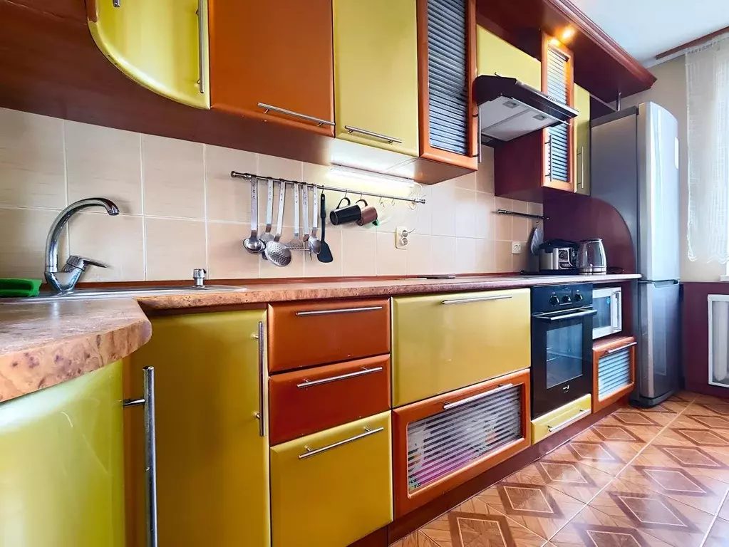 3-к кв. Севастополь просп. Героев Сталинграда, 33 (67.0 м) - Фото 0