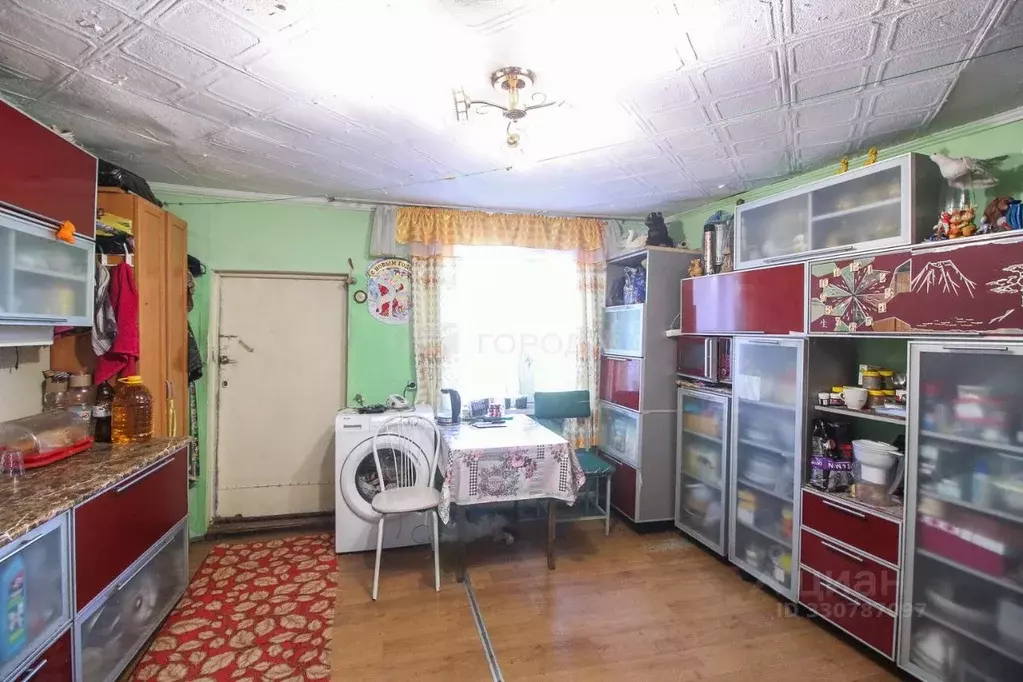 Дом в Алтайский край, Барнаул Станционный проезд, 9А (160 м) - Фото 1