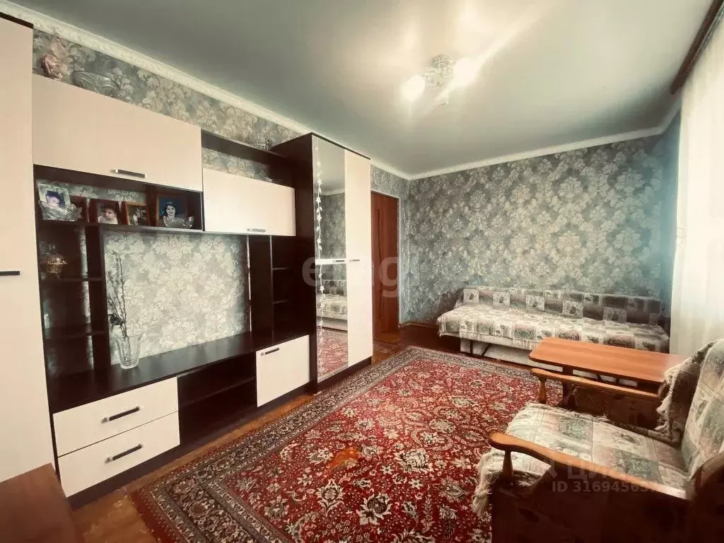 2-к кв. Карачаево-Черкесия, Черкесск просп. Ленина, 71 (36.9 м) - Фото 0