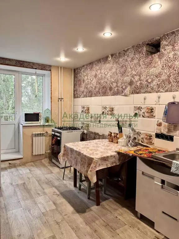 1-к. квартира, 39,9 м, 6/10 эт. - Фото 0