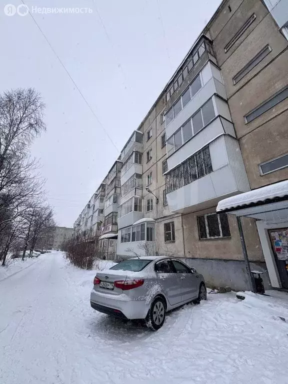 3-комнатная квартира: Златоуст, проезд Профсоюзов, 8 (64 м) - Фото 2