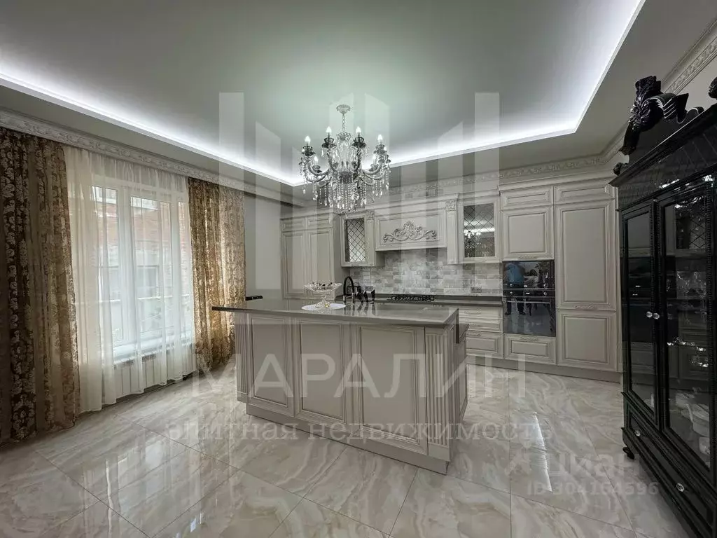 Дом в Ростовская область, Ростов-на-Дону Омская ул., 2б (300 м) - Фото 1