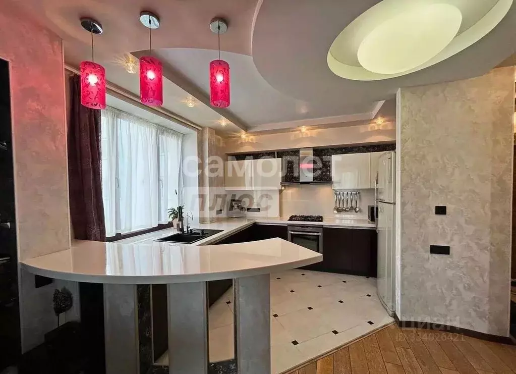 3-к кв. Башкортостан, Уфа ул. Зайнаб Биишевой, 10 (92.4 м) - Фото 1