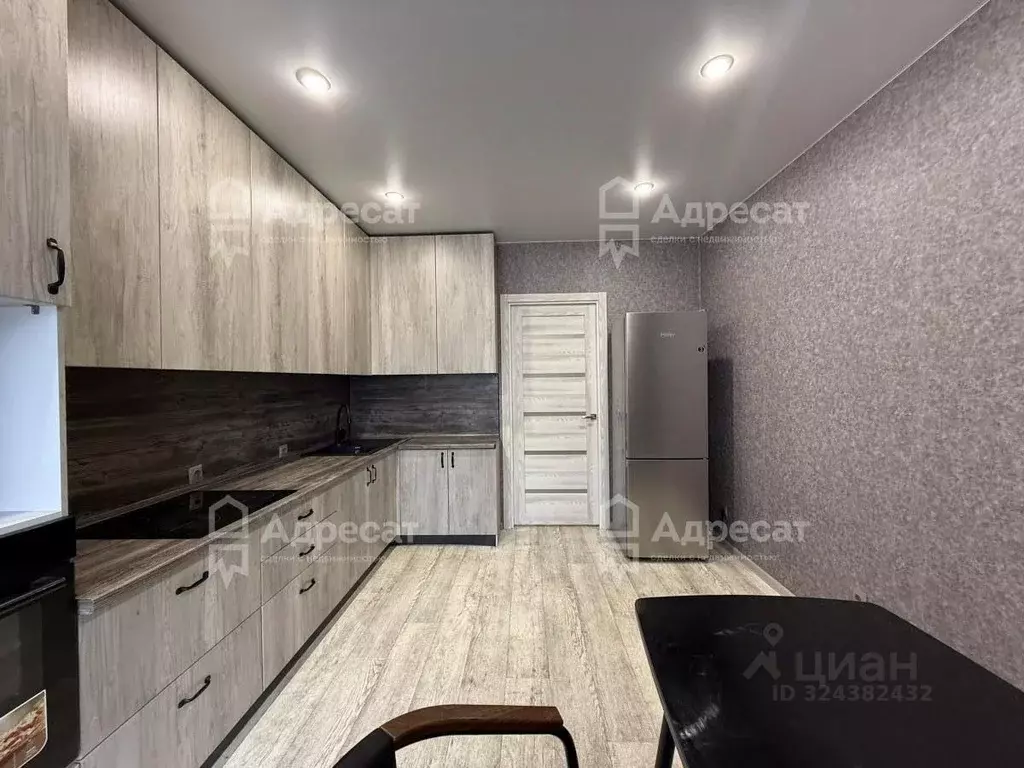 1-к кв. Волгоградская область, Волгоград бул. 30-летия Победы, 32 ... - Фото 1