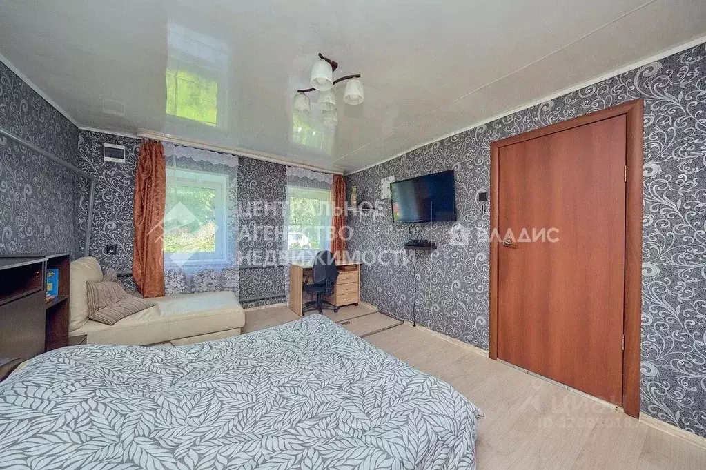 Дом в Рязанская область, Рязанский район, Семеновское с/пос, д. ... - Фото 1