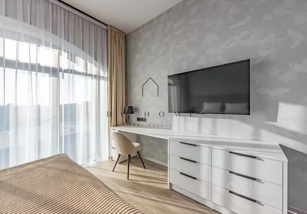 Студия Санкт-Петербург наб. Макарова, 58 (28.9 м) - Фото 1