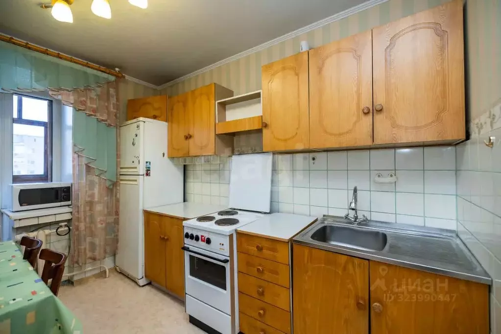 2-к кв. Ханты-Мансийский АО, Сургут просп. Ленина, 67/3 (46.2 м) - Фото 1