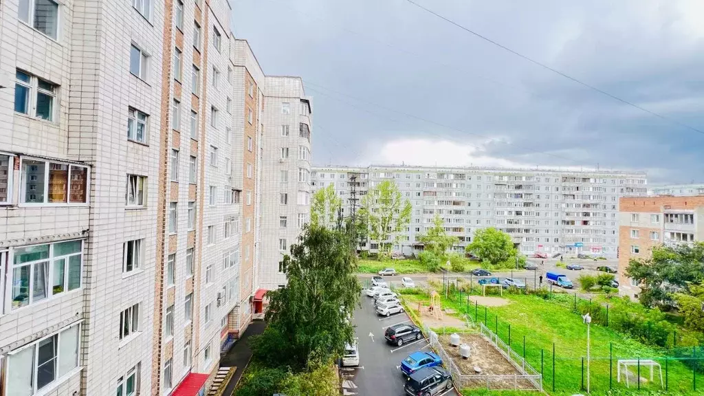 2-к кв. Омская область, Омск ул. 10 лет Октября, 115 (62.0 м) - Фото 2