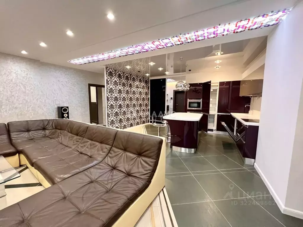 2-к кв. Пензенская область, Пенза ул. Пушкина, 7 (96.0 м) - Фото 0