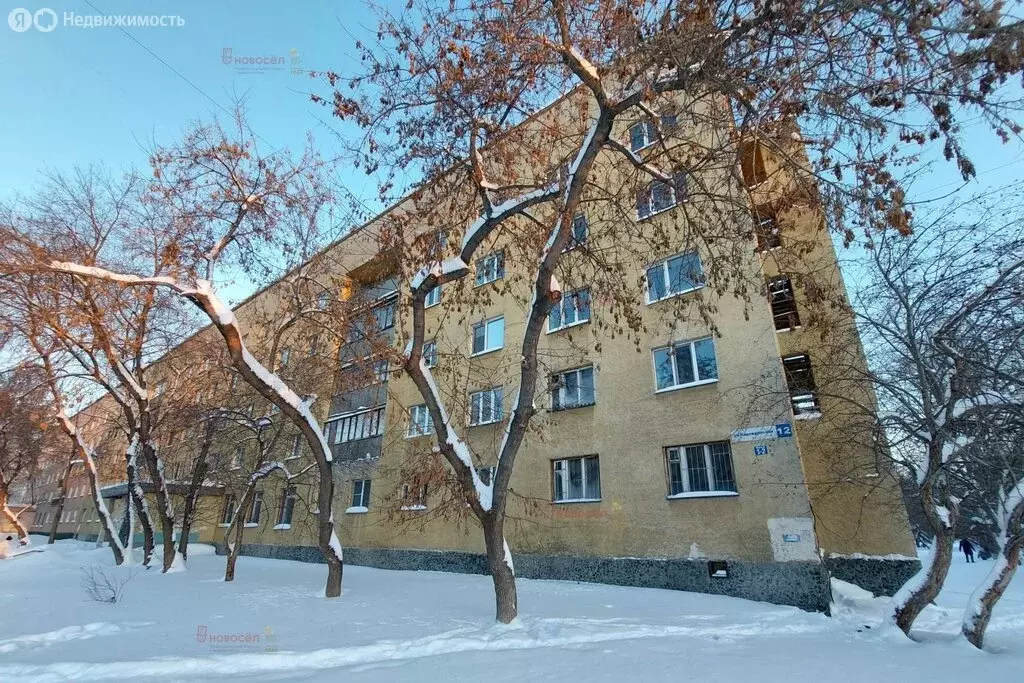 Квартира-студия: Екатеринбург, Надеждинская улица, 12 (16.6 м) - Фото 1