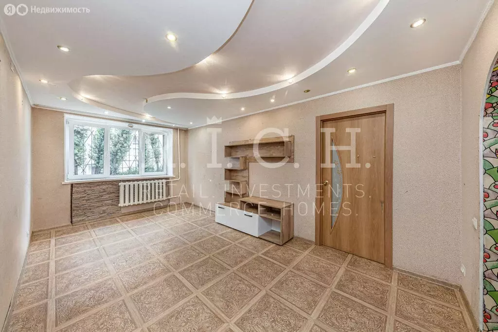 3-комнатная квартира: Челябинск, Новороссийская улица, 132А (61 м) - Фото 0