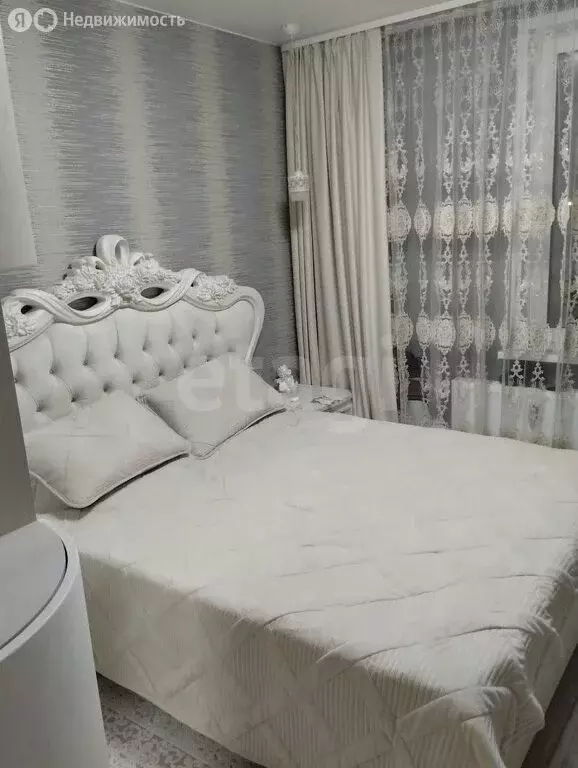 2-комнатная квартира: Тюмень, Заполярная улица, 11к1 (56 м) - Фото 1