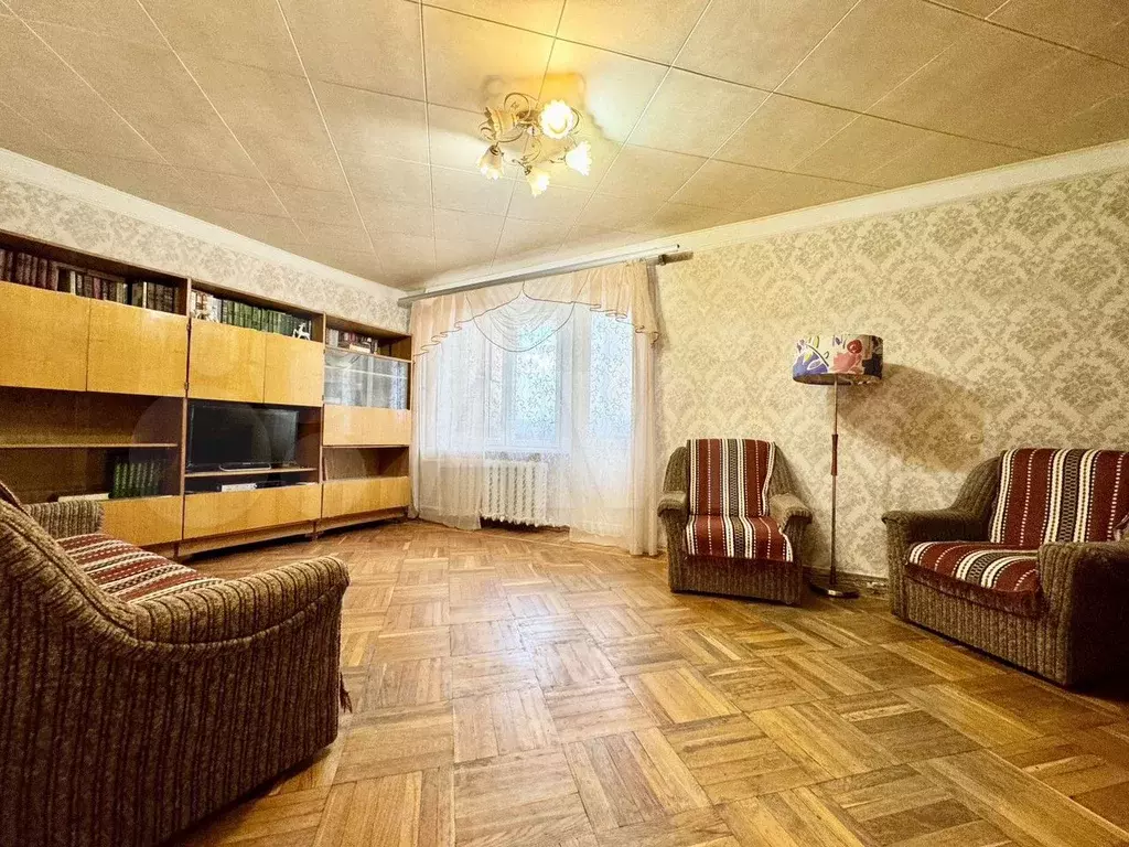 3-к. квартира, 63 м, 1/9 эт. - Фото 0