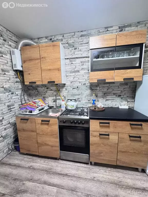 3-комнатная квартира: село Стрехнино, улица Стаханова, 2 (58.8 м) - Фото 2