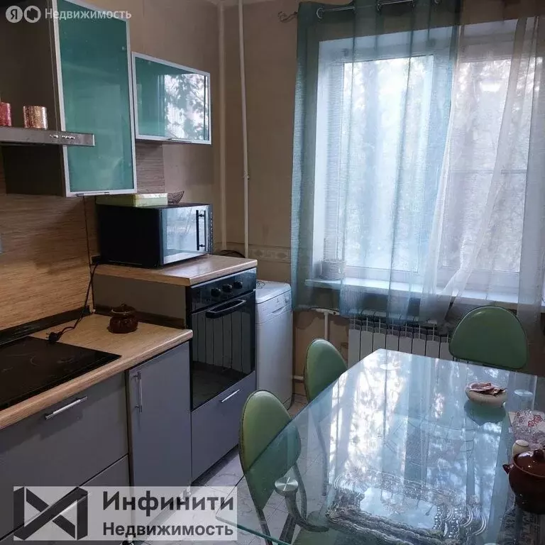 3-комнатная квартира: Ставрополь, улица Ленина, 88 (64 м) - Фото 1