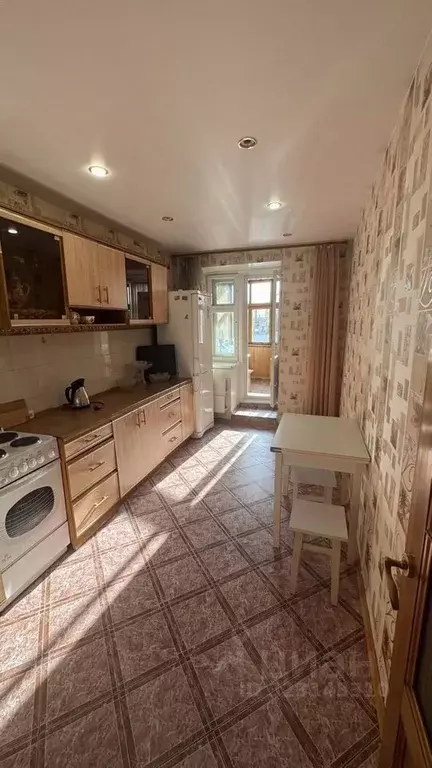 2-к кв. Новосибирская область, Искитим Индустриальный мкр, 35 (70.0 м) - Фото 0