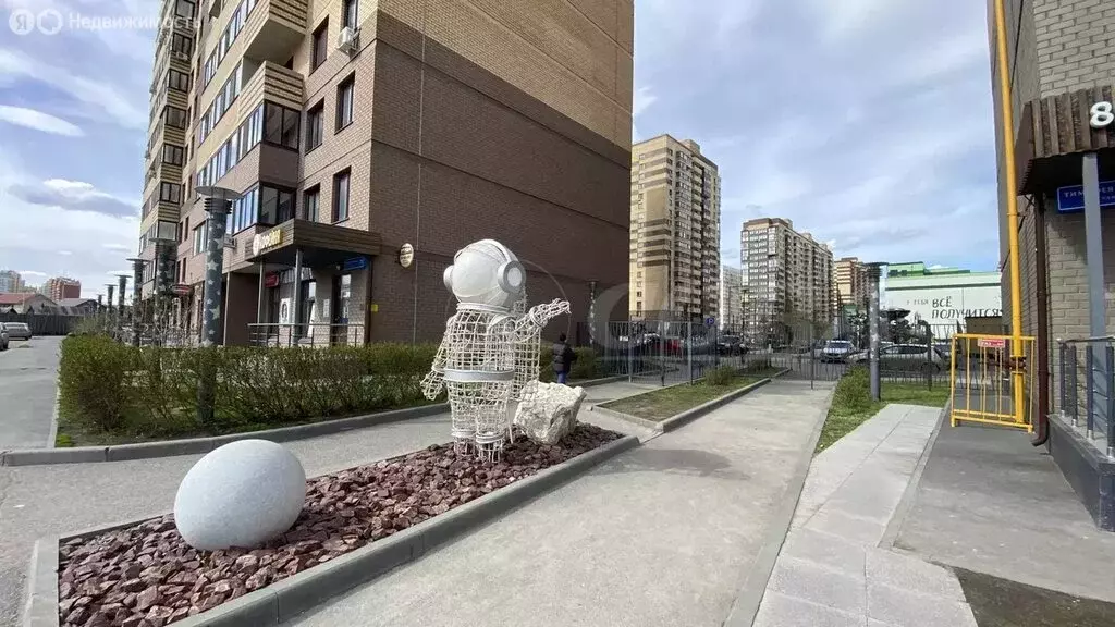 1-комнатная квартира: Тюмень, улица Тимофея Чаркова, 81 (35.3 м) - Фото 1