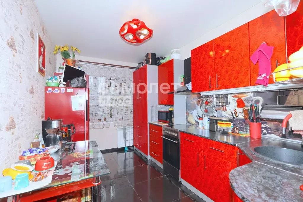 2-к кв. Кемеровская область, Кемерово ул. Серебряный Бор, 25 (52.0 м) - Фото 2