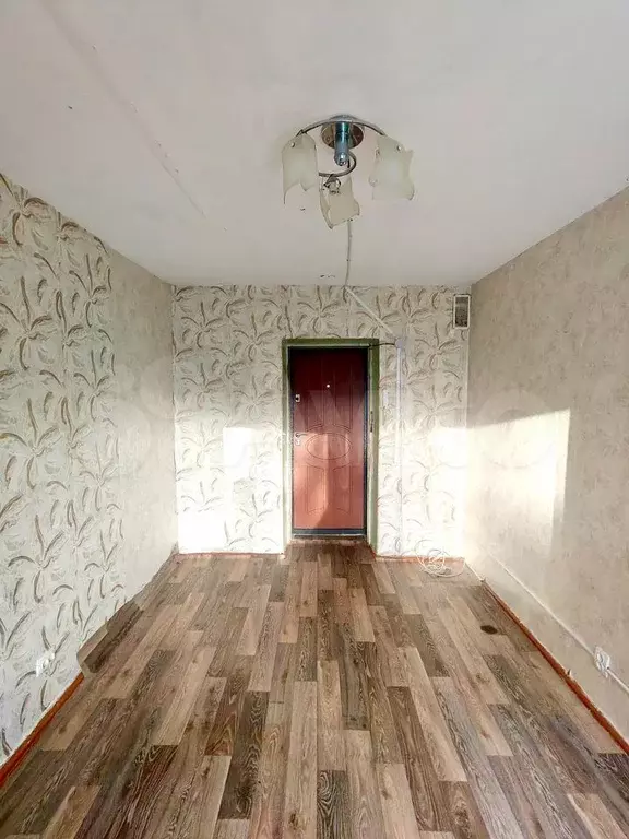 Комната 11,7 м в 4-к., 1/5 эт. - Фото 1