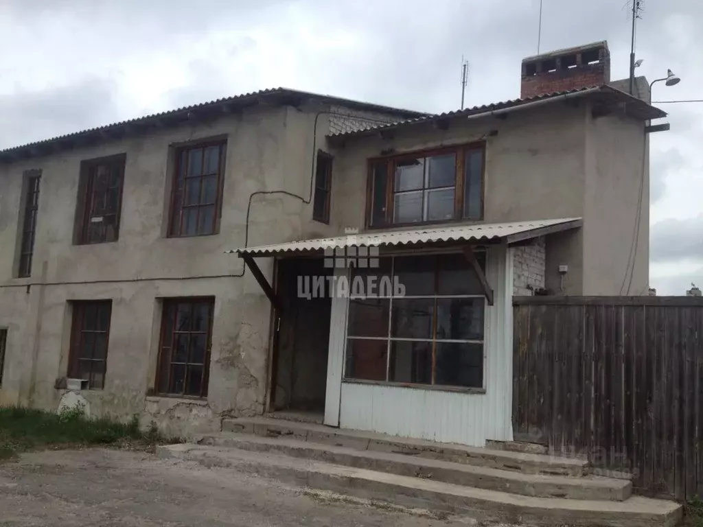 Склад в Воронежская область, Семилукский район, с. Губарево ул. ... - Фото 0