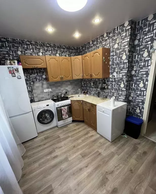 1-к. квартира, 37 м, 3/9 эт. - Фото 1