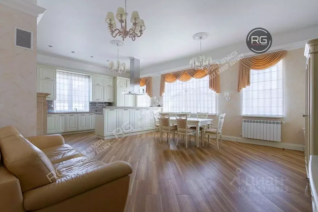 Коттедж в Ленинградская область, Ломоносовский район, Лебяженское ... - Фото 1