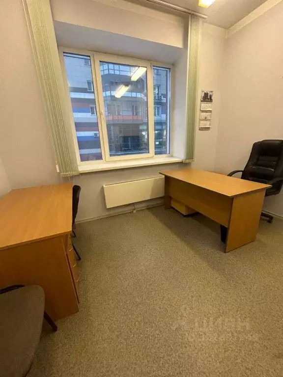 Офис в Новосибирская область, Новосибирск Зыряновская ул., 55к1 (15 м) - Фото 1