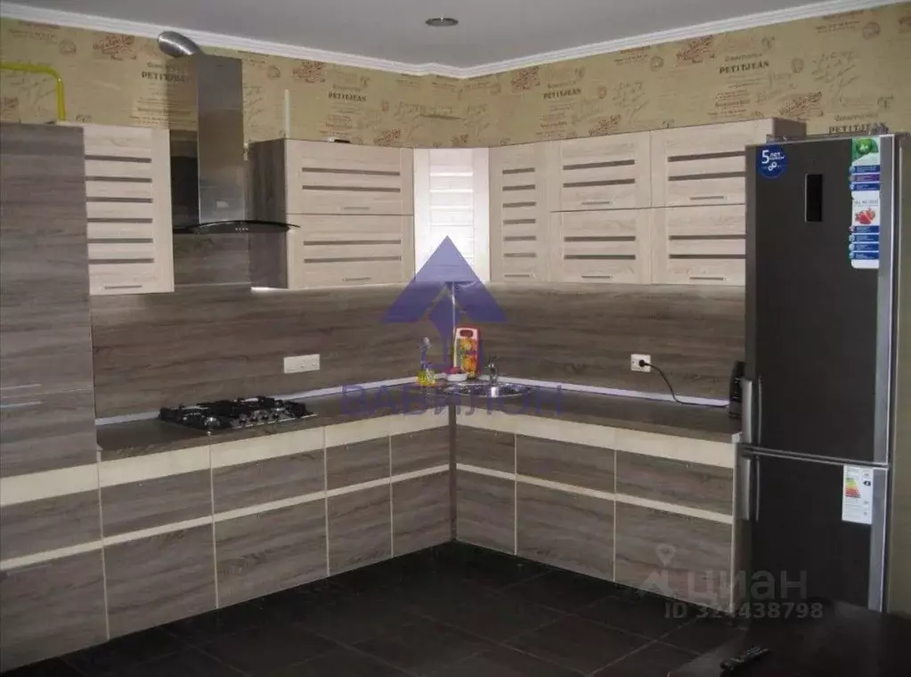 Дом в Ростовская область, Волгодонск ул. Гагарина (120 м) - Фото 1