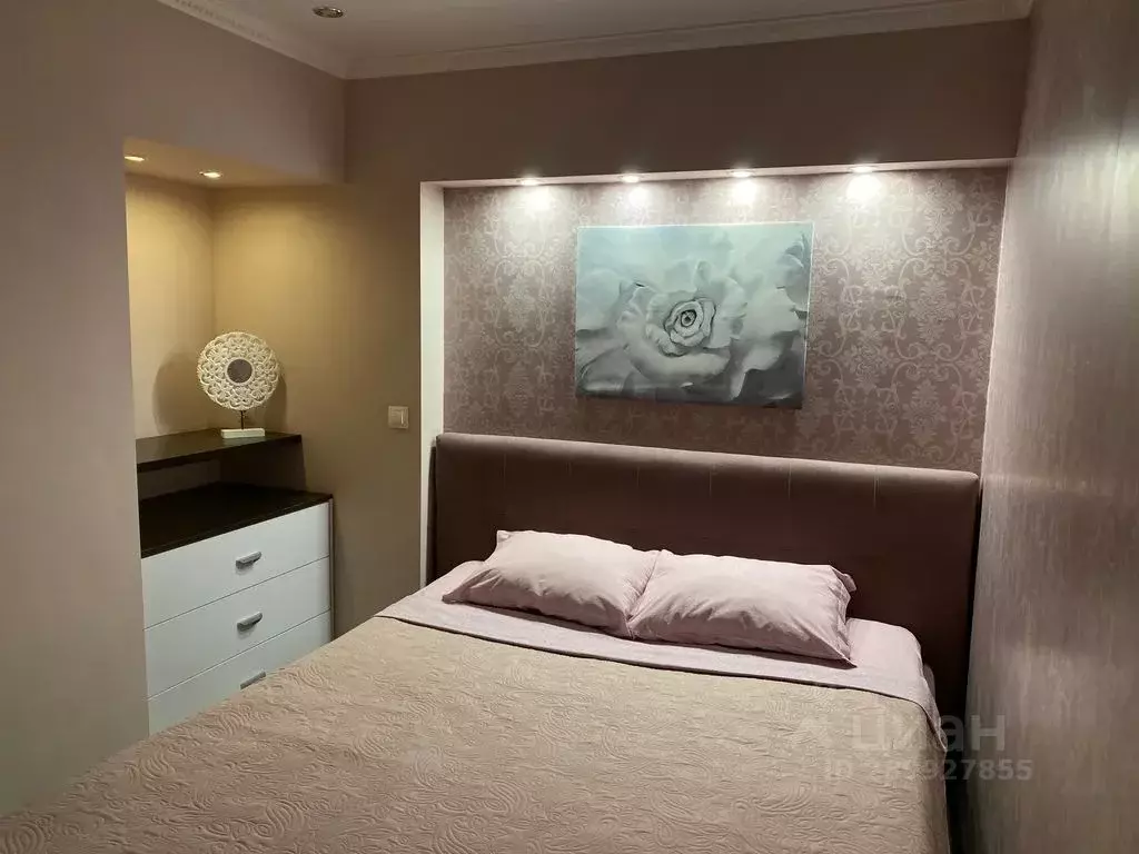 2-к кв. Тюменская область, Тюмень ул. Дзержинского, 31 (56.0 м) - Фото 1