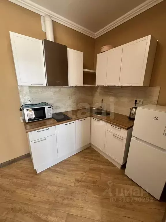 2-к кв. Кемеровская область, Кемерово Большевистская ул., 1А (40.0 м) - Фото 1