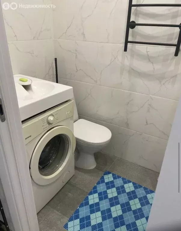 Квартира-студия: Тюмень, 2-я Луговая улица, 24к3 (20 м) - Фото 0