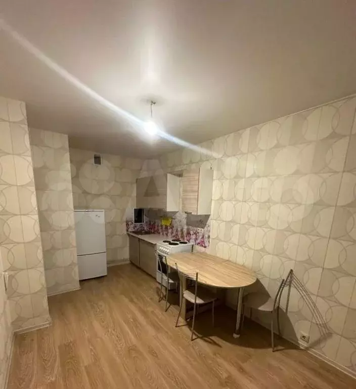 1-к. квартира, 50 м, 4/19 эт. - Фото 1