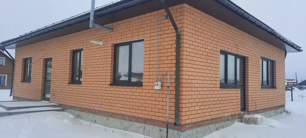 Коттедж в Башкортостан, Кармаскалинский район, Подлубовский сельсовет, ... - Фото 1