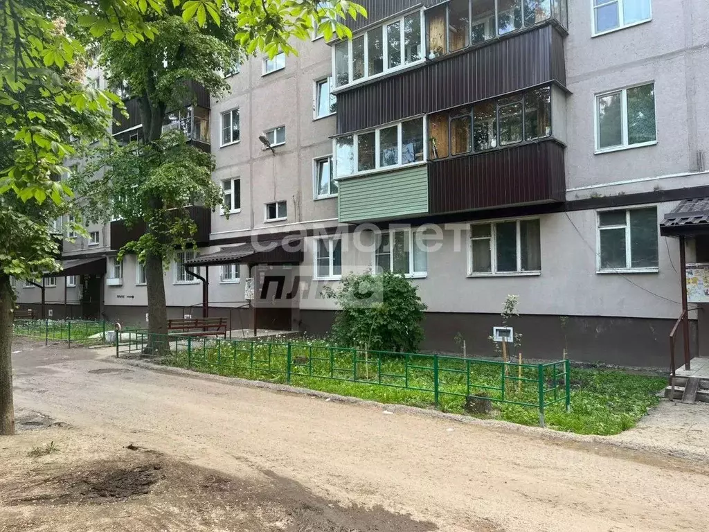 2-к кв. Курская область, Курск Курского завода тракторных запчастей ... - Фото 0