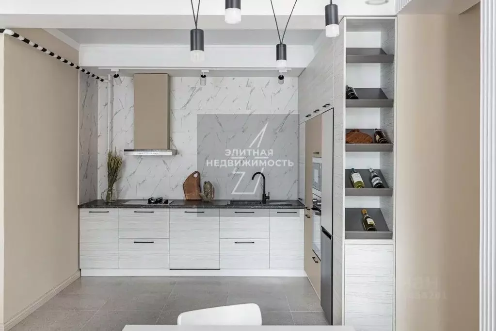 3-к кв. Татарстан, Казань ул. Сибгата Хакима, 51 (90.0 м) - Фото 1