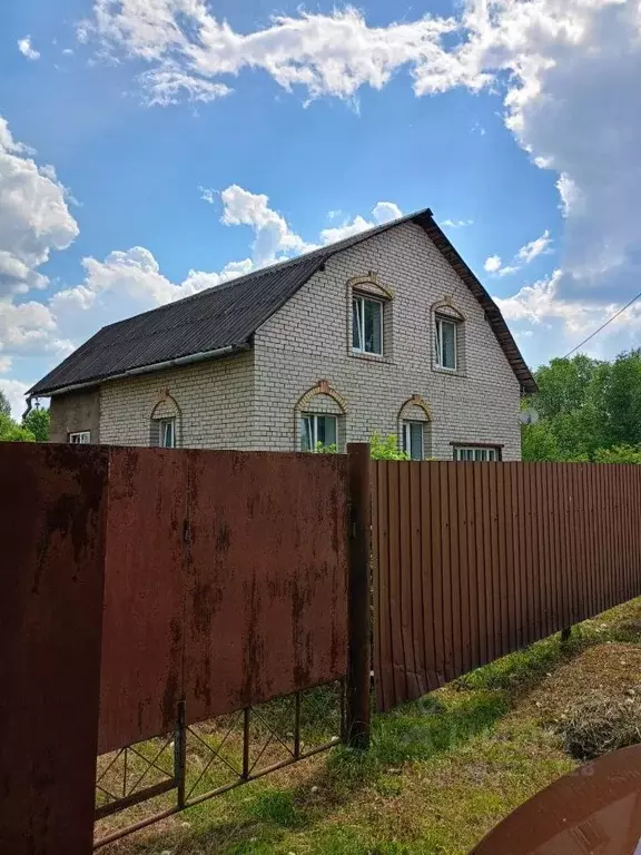 Дом в Новгородская область, Новгородский район, Савинское с/пос, д. ... - Фото 0