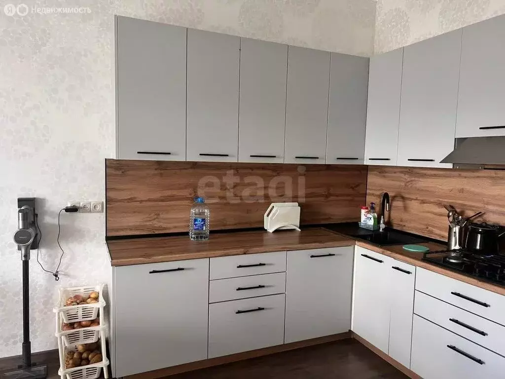 Дом в Тверская область, Калининский муниципальный округ, деревня ... - Фото 1