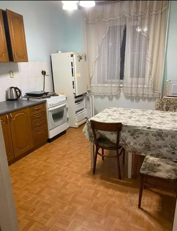 2-к кв. Самарская область, Тольятти Спортивная ул., 4 (70.0 м) - Фото 0