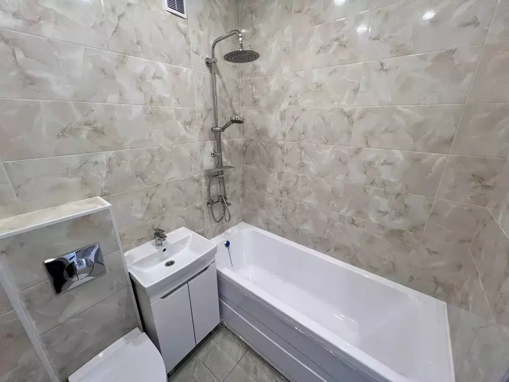Продаётся 2-к квартира, 57.3 м - Фото 0