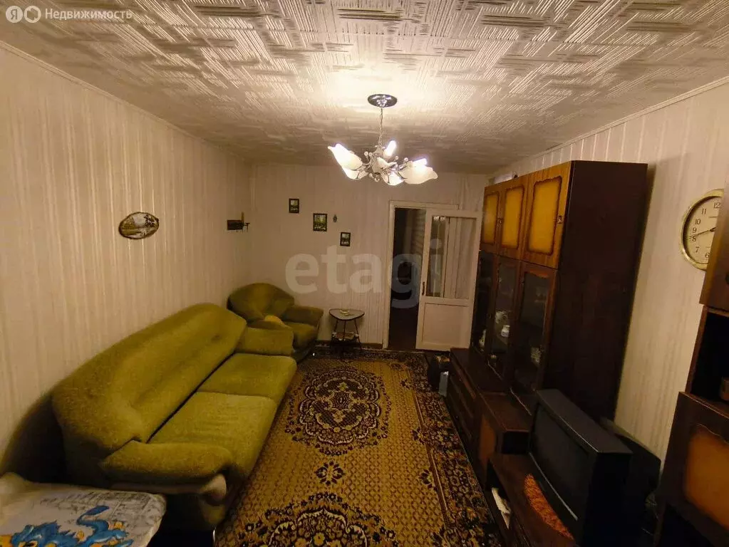 3-комнатная квартира: Верхняя Салда, улица Воронова, 8к3 (57.1 м) - Фото 2