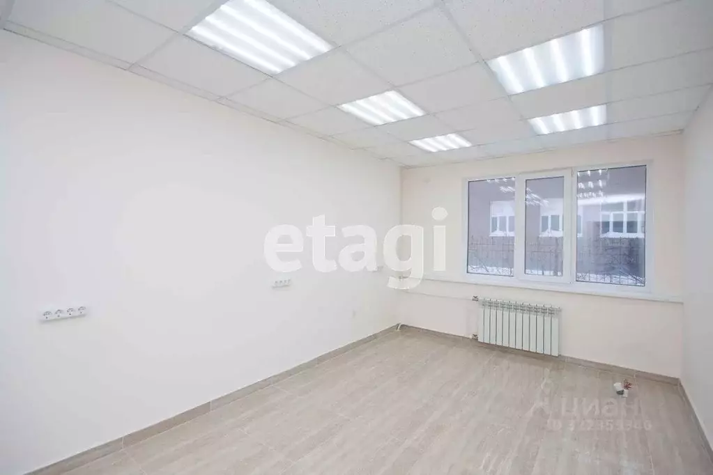 Торговая площадь в Ямало-Ненецкий АО, Новый Уренгой Дружба мкр, 2/5 ... - Фото 1