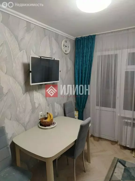 3-комнатная квартира: Севастополь, улица Адмирала Фадеева, 21А (80.6 ... - Фото 1