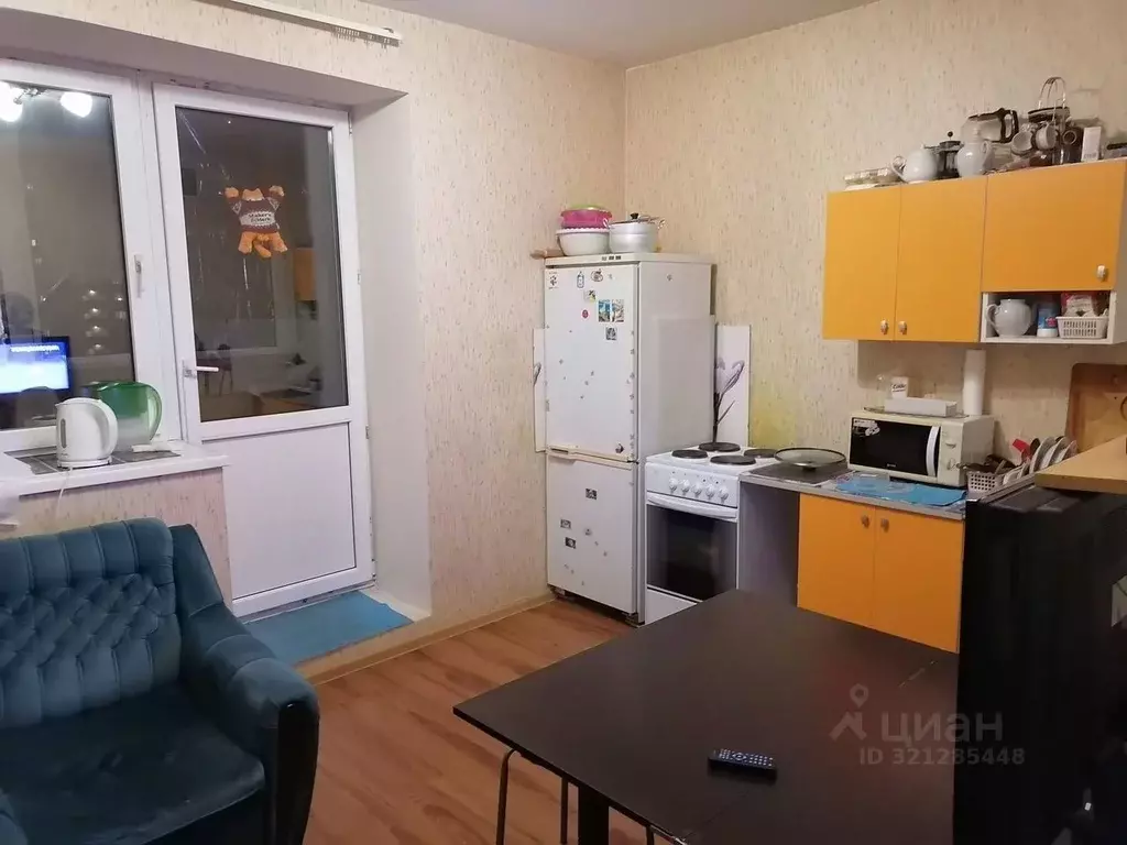 Комната Москва, Москва, Щербинка Южный кв-л, 10 - Фото 0