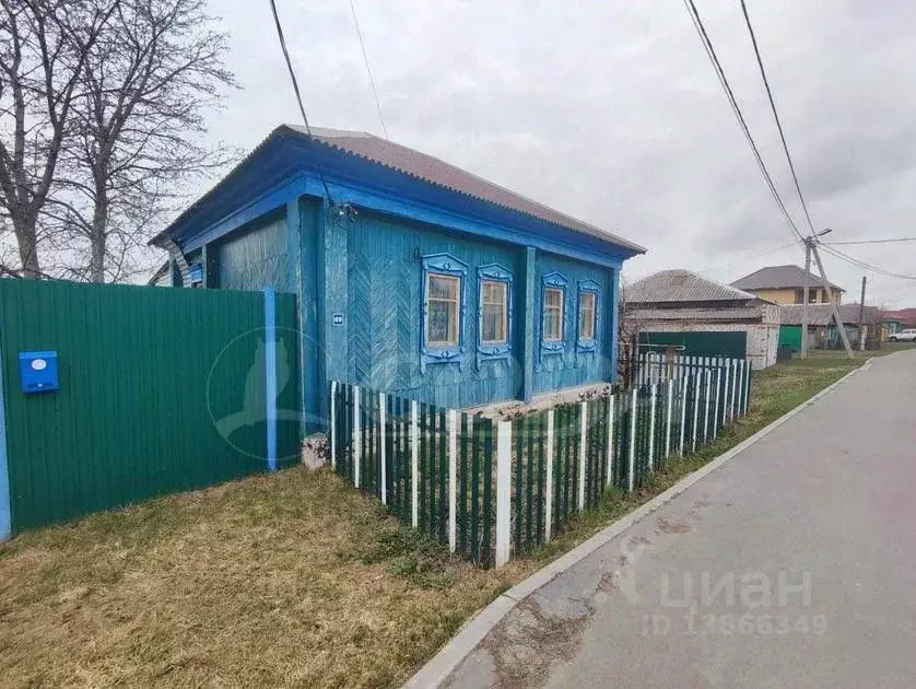 Дом в Тюменская область, с. Исетское ул. Мичурина, 69 (62 м) - Фото 1