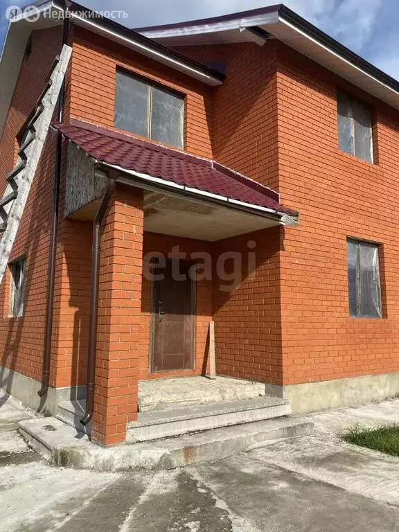 Дом в посёлок Ширинский, Зелёная улица (240 м) - Фото 2