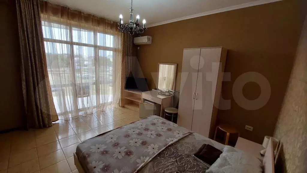 Комната 25 м в 1-к., 2/4 эт. - Фото 1
