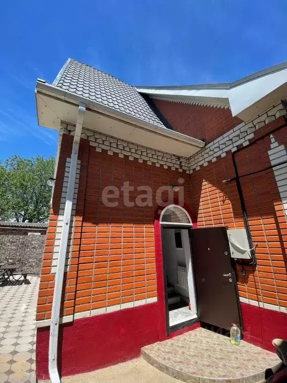 Дом в Краснодарский край, Ейск Амурская ул. (370 м) - Фото 2