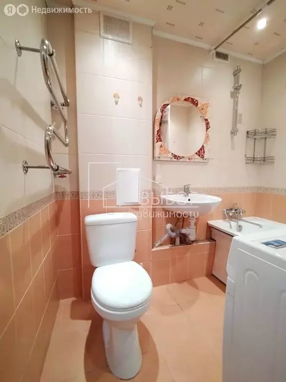 3-комнатная квартира: Томск, Алтайская улица, 105 (50 м) - Фото 1